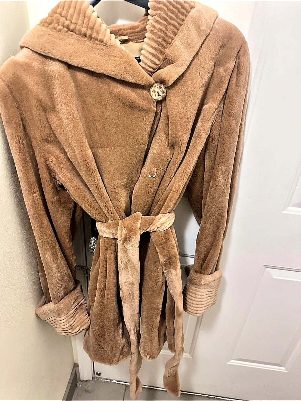 Brown Belted sheered mink gold stunning color